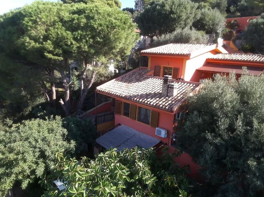Villa Con Giardino Vista Mare Capitana Exterior photo
